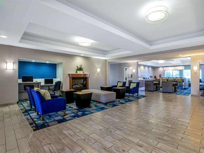 La Quinta By Wyndham Manteca - Ripon Hotel Exterior photo