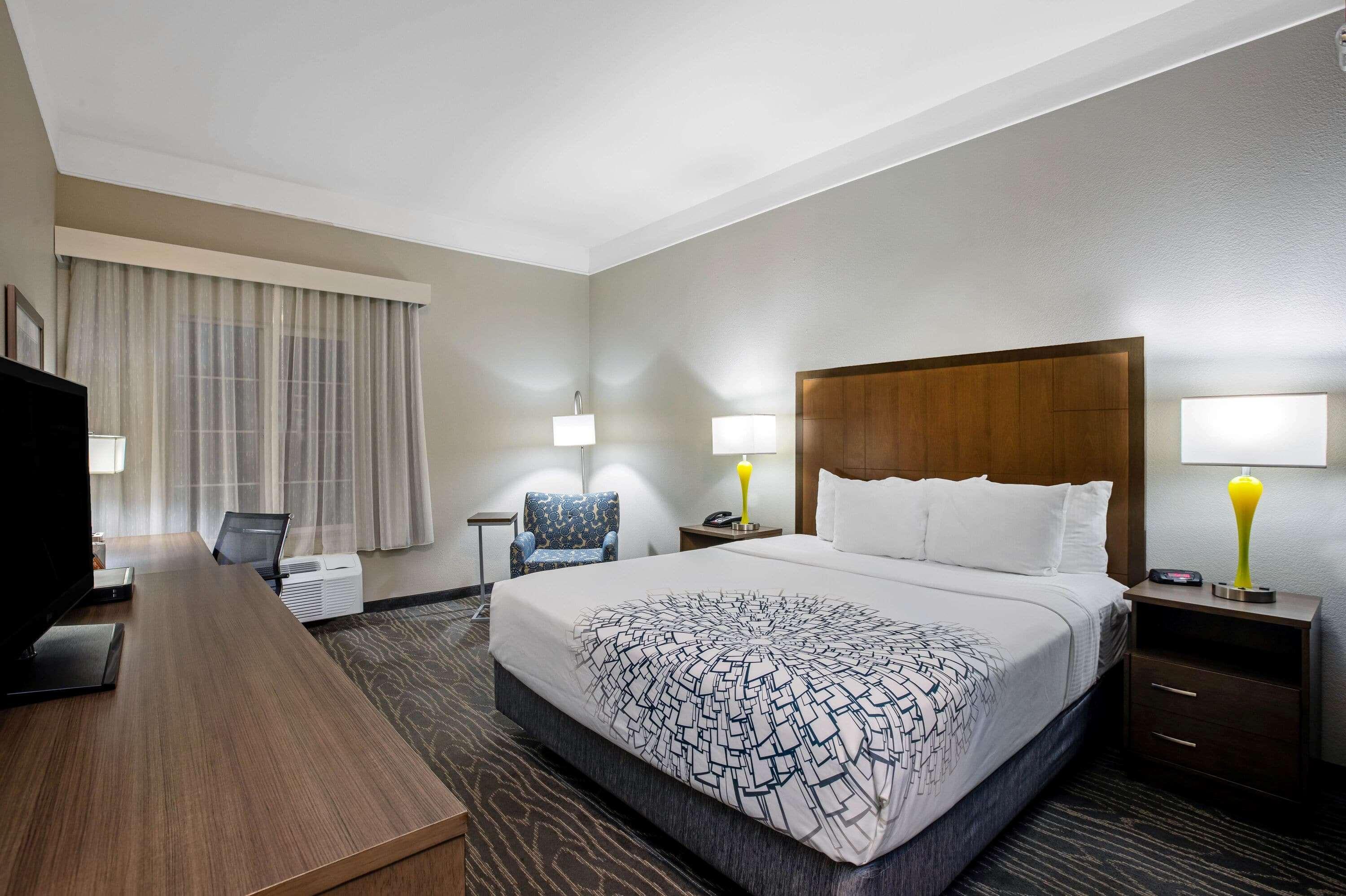 La Quinta By Wyndham Manteca - Ripon Hotel Exterior photo